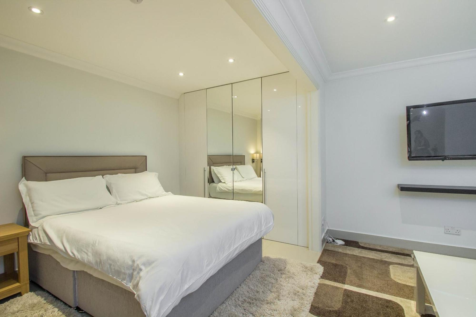 Apartment Marylebone Village London