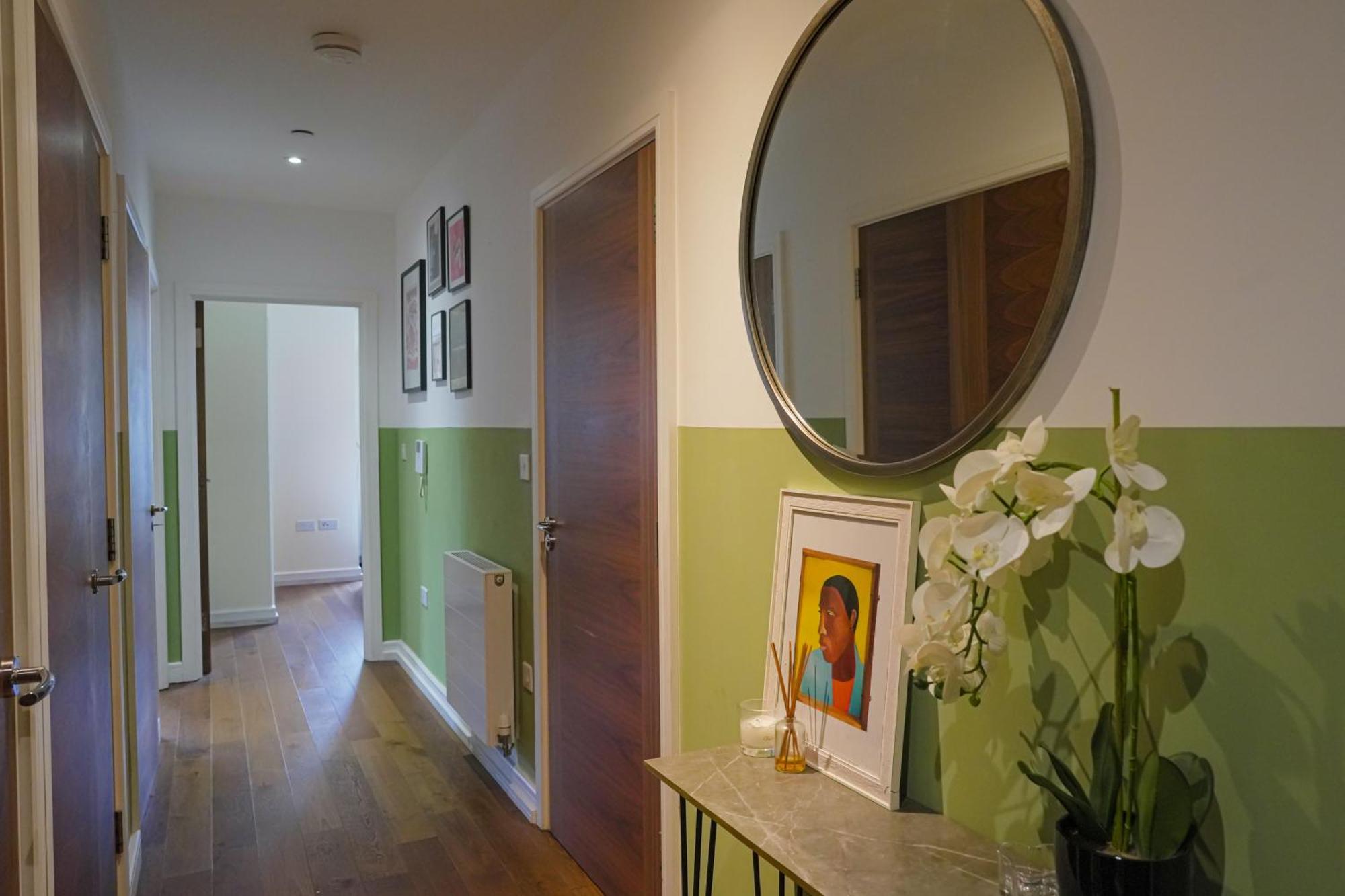 Stylish Brixton 2 Bed- 2 Bath By Pop And Brixton Village Apartment *