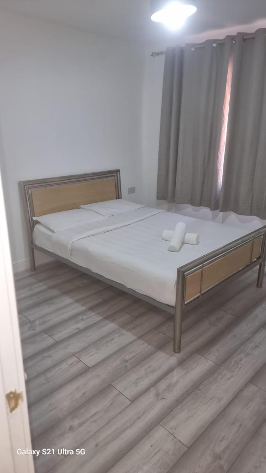 Apartment R J 2 Bedroom *