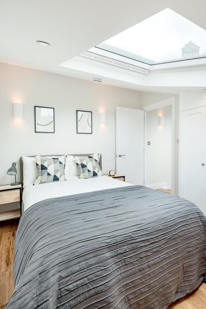 Lillie Road B London