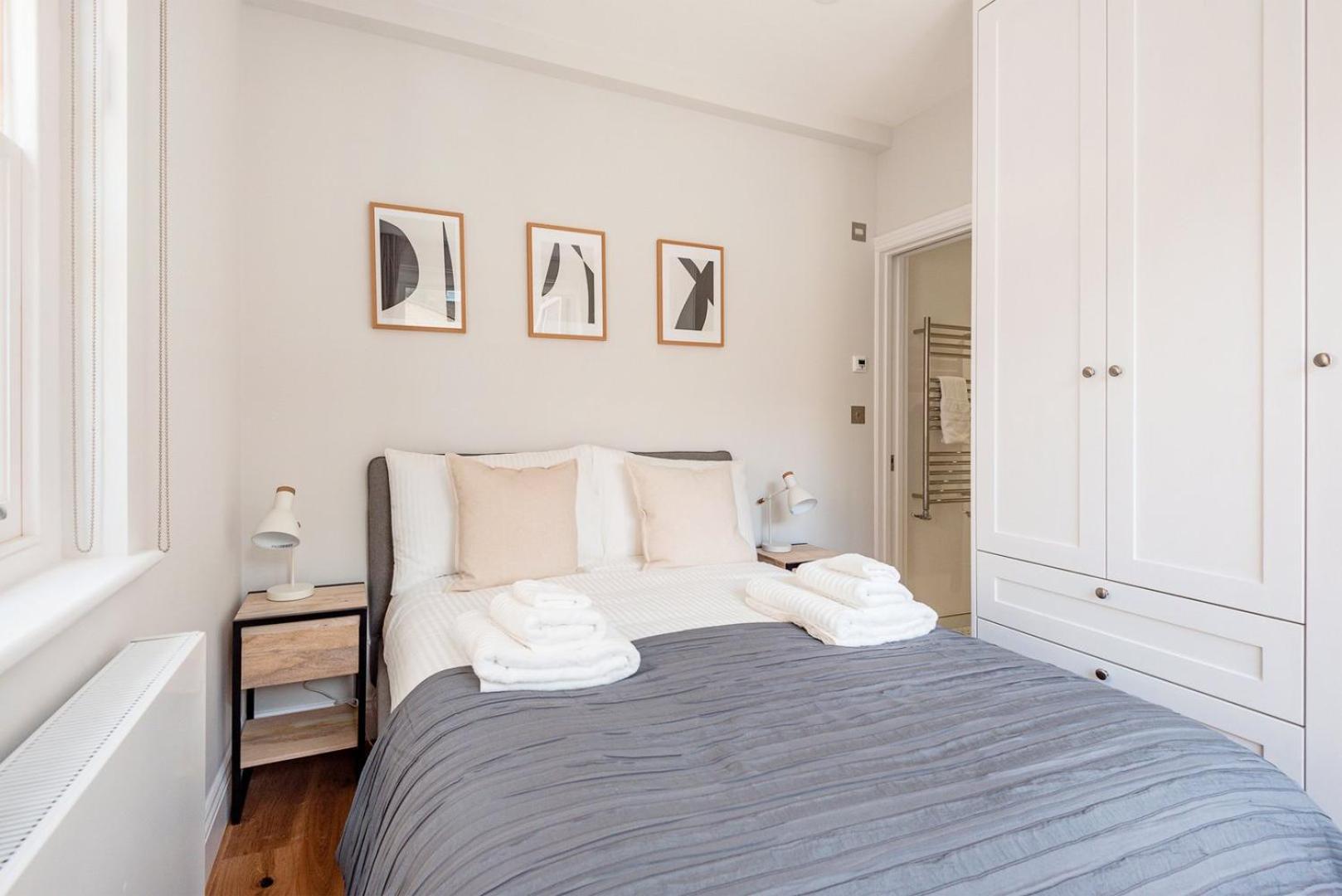 Lillie Road B Apartment London