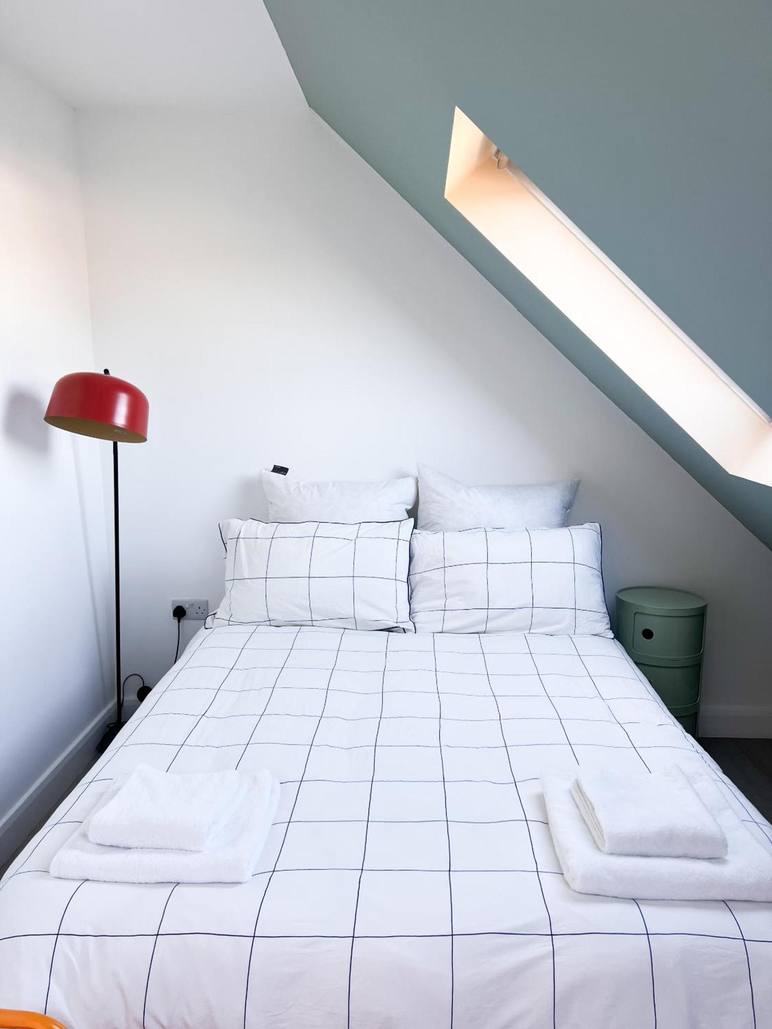 Zozy Clitterhouse Bed and breakfast