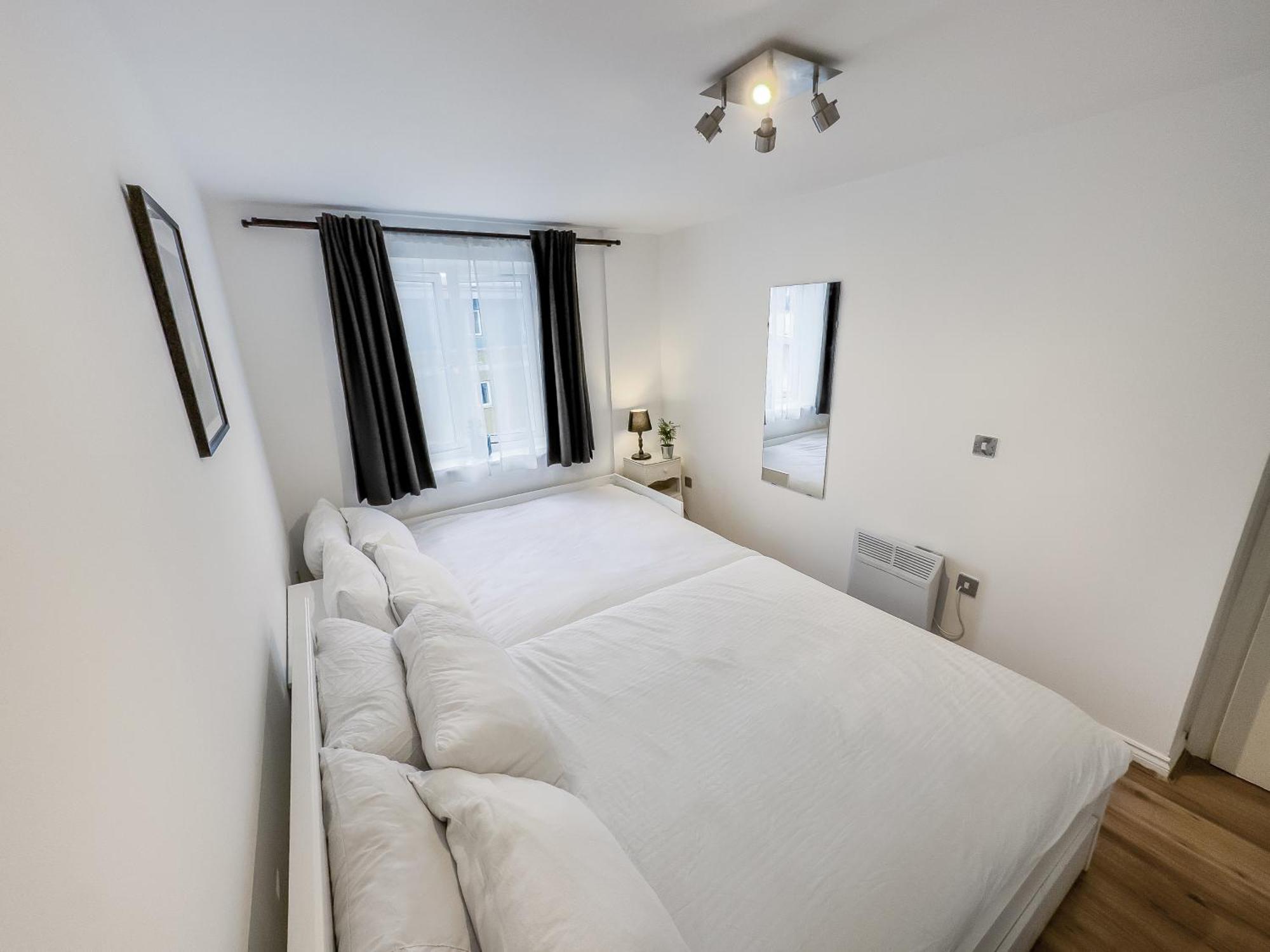 Luxurious 2bed In Canary Wharf Apartment London