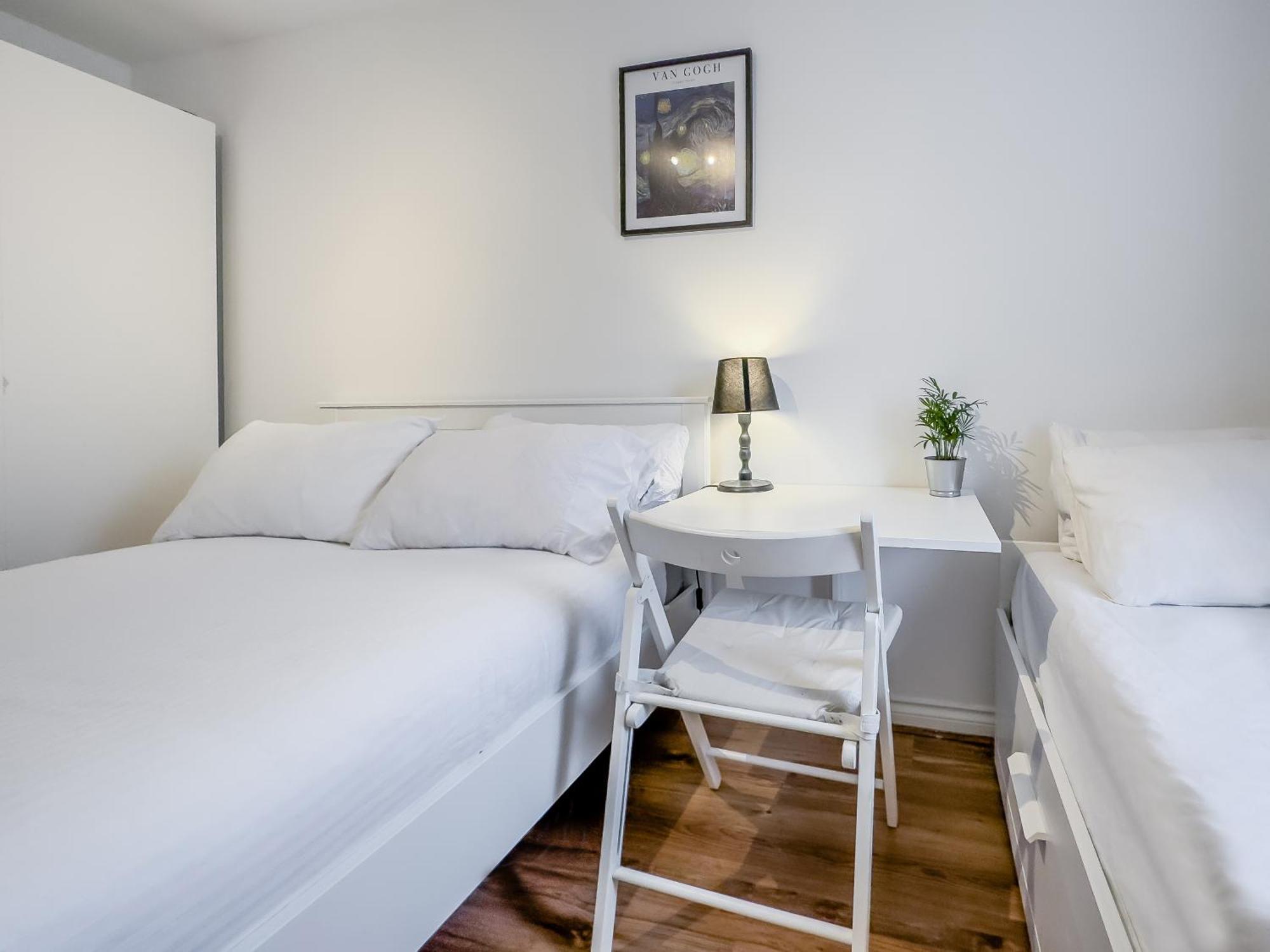 Apartment Luxurious 2bed In Canary Wharf London