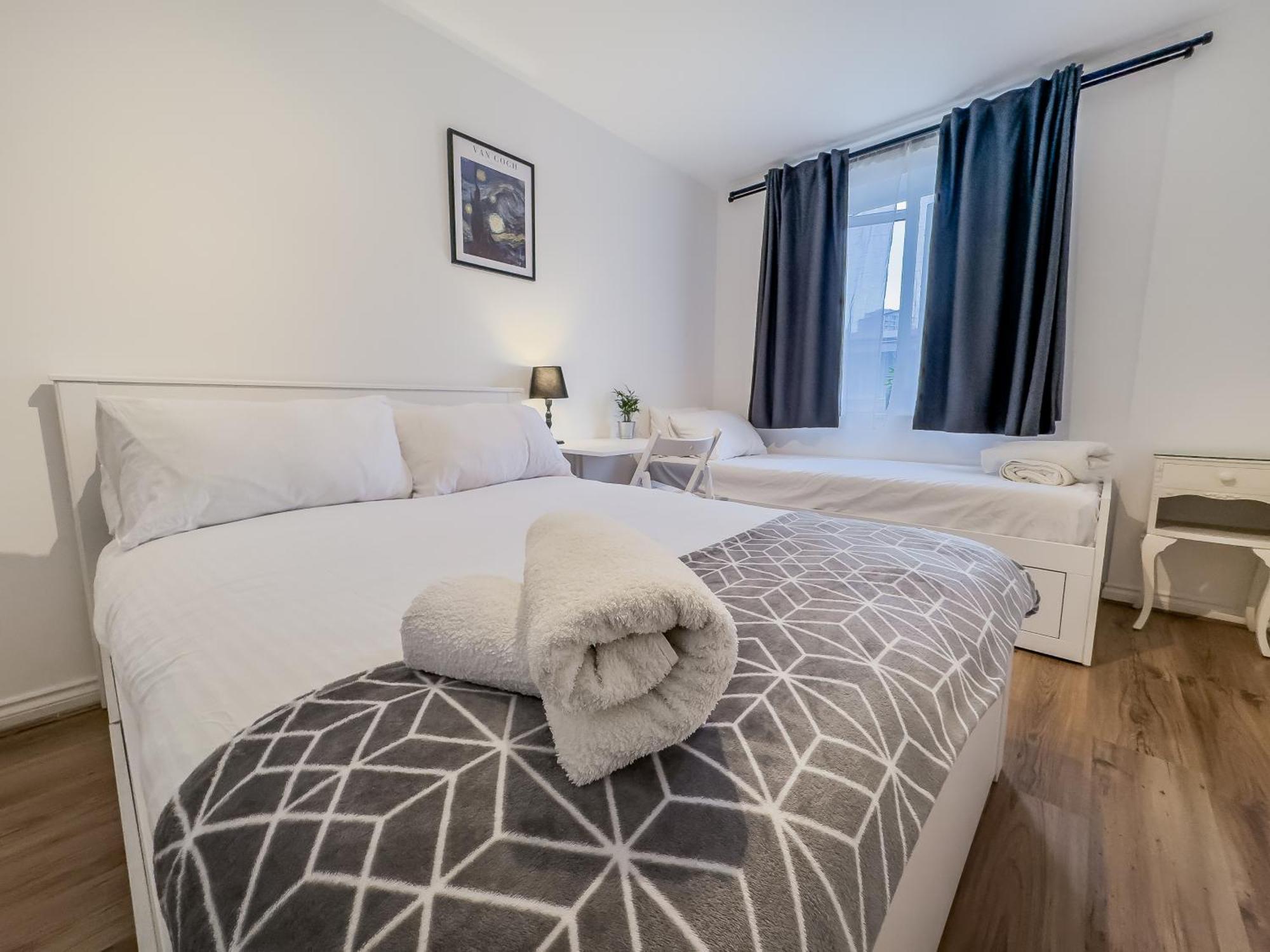 Luxurious 2bed In Canary Wharf Apartment London