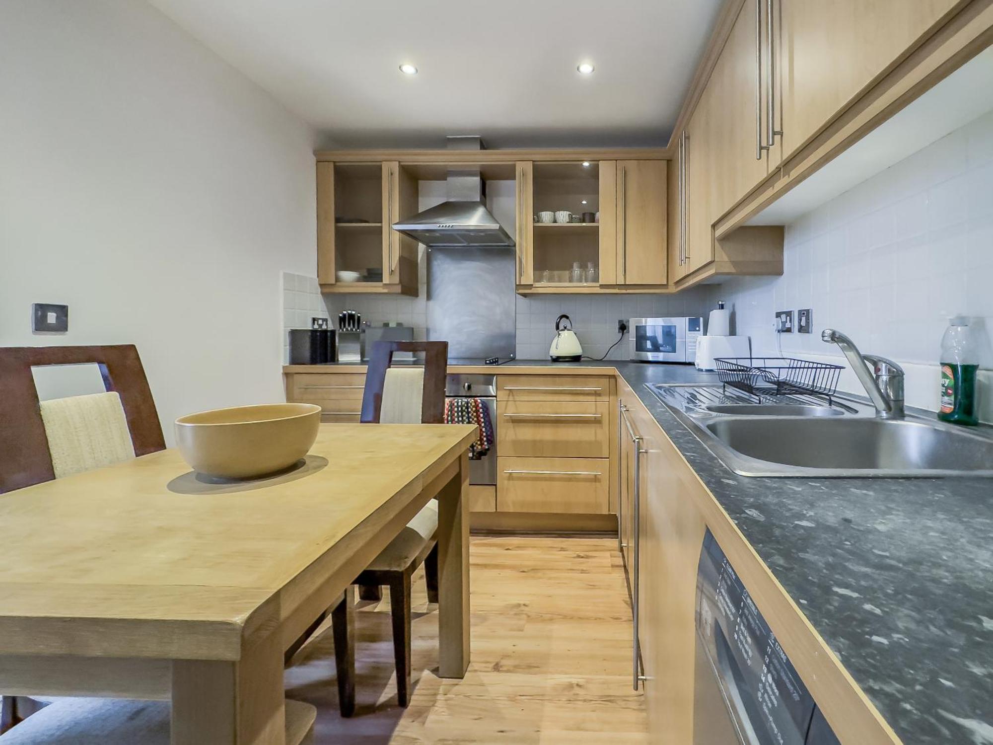 Luxurious 2bed In Canary Wharf *