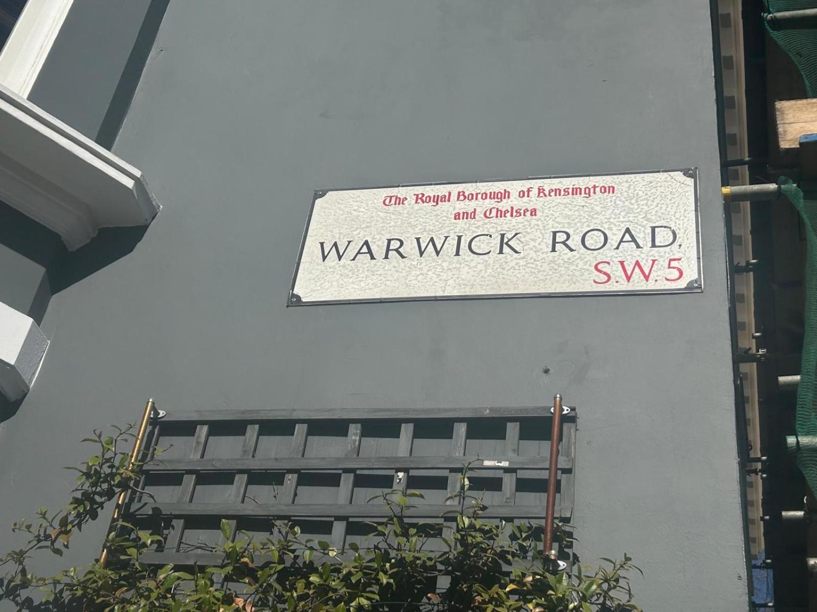 Hotel Warwick Road