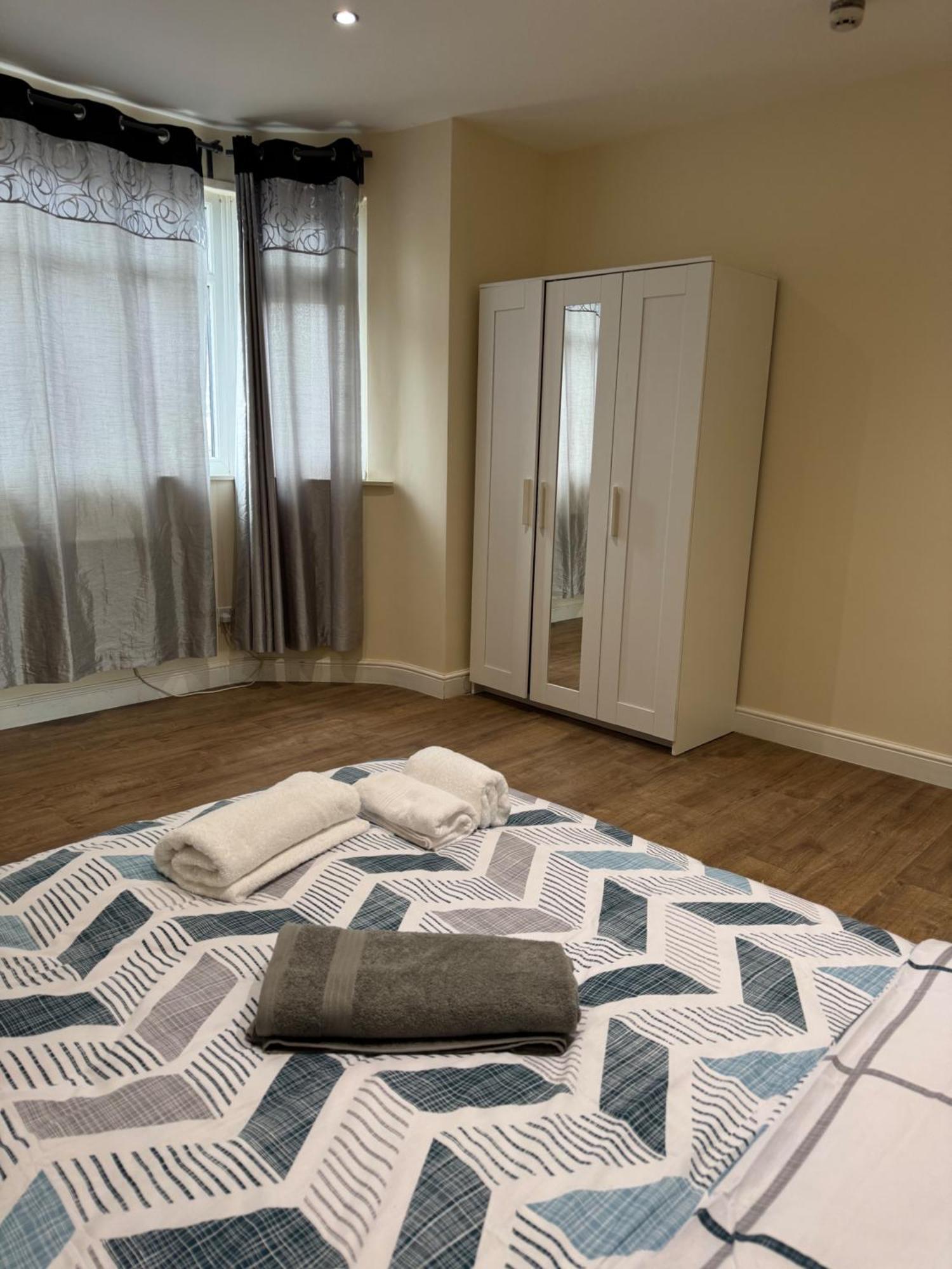 Beautiful 2 Bed Escape
