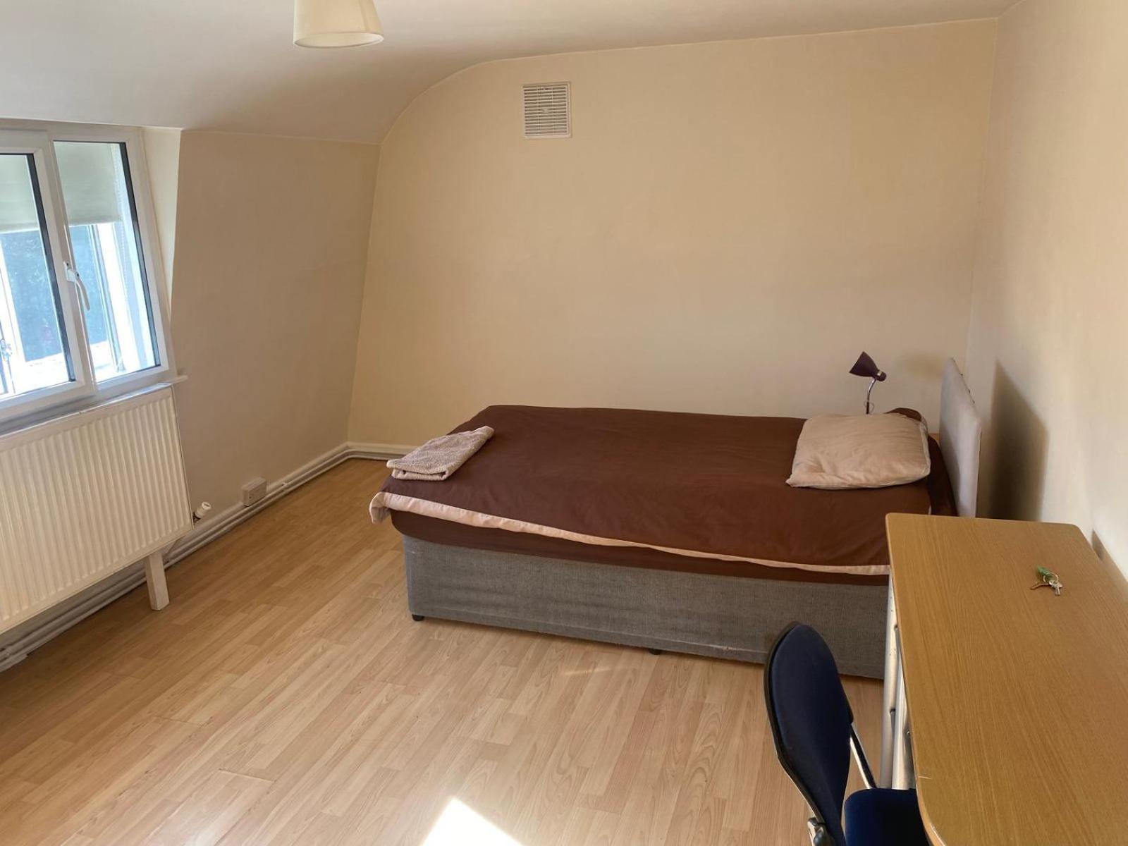 Homestay 881-2ndfloor-fokr London