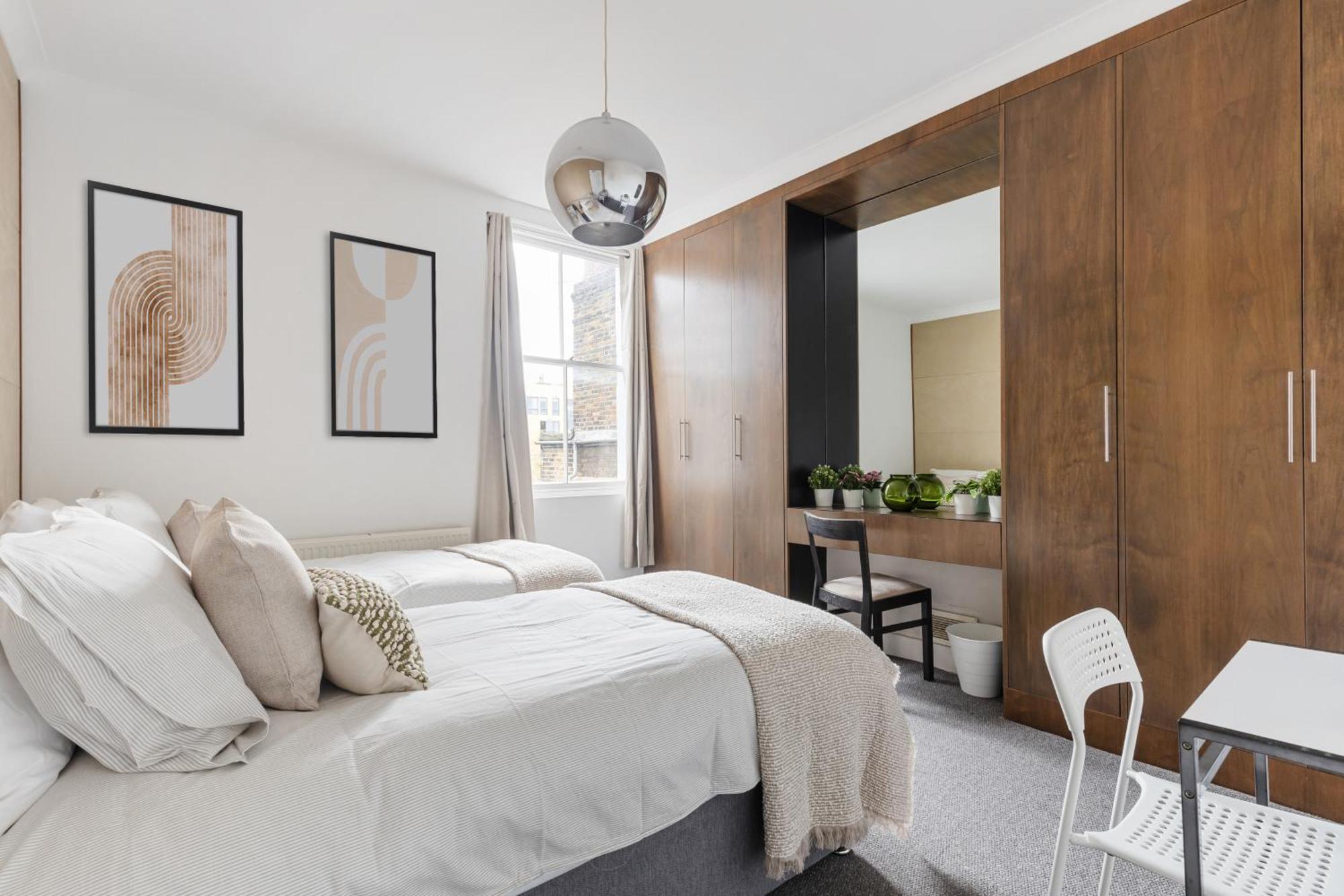 Modern 3br In London, Huge Terrace & Sleeps 10 London