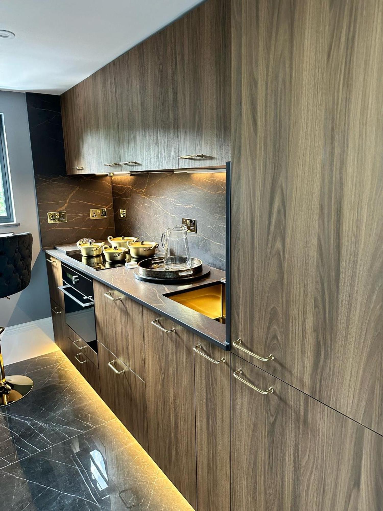 Luxury Modern With Elegance Apartment