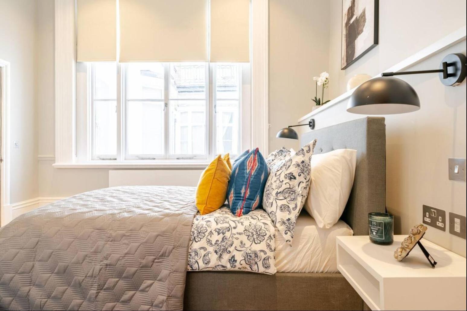 Wonderful 3 Bed Marylebone Apartment *