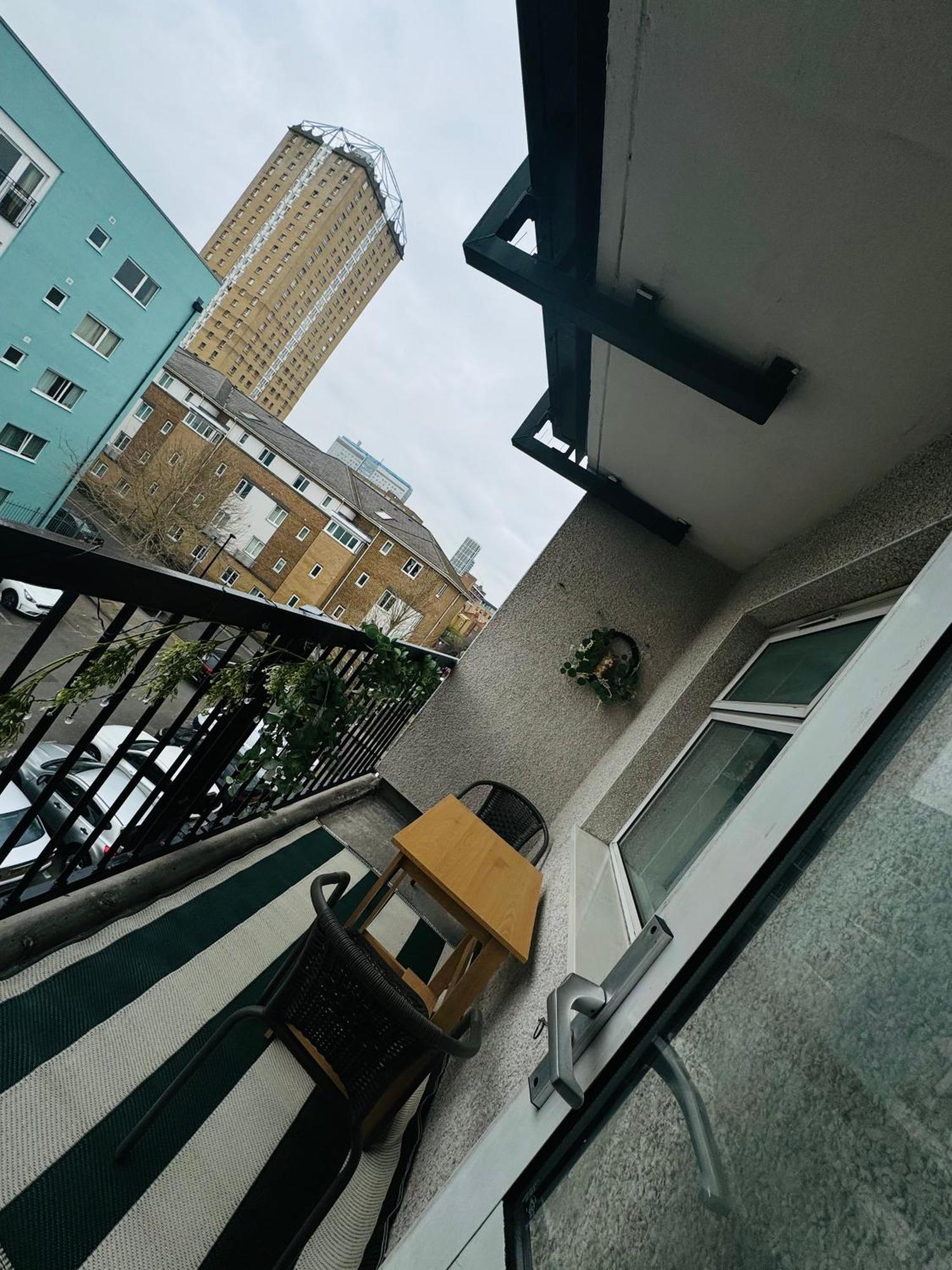 Apartment Lovely 1bedroom For 6ppl In Whitechapel, 1min Away To Dlr Station *