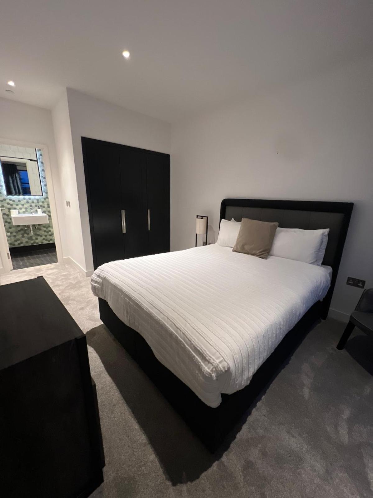 Appartement Modern Two Bedroom *