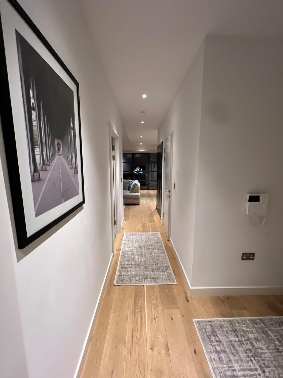 Modern Two Bedroom Appartement