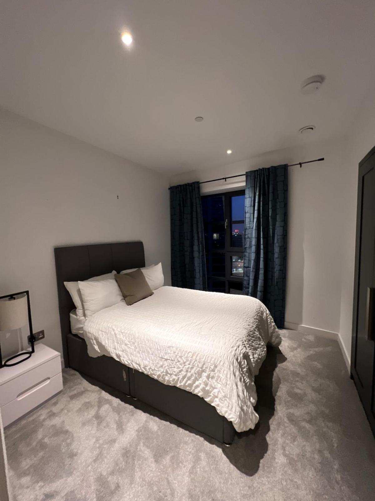 Appartement Modern Two Bedroom *