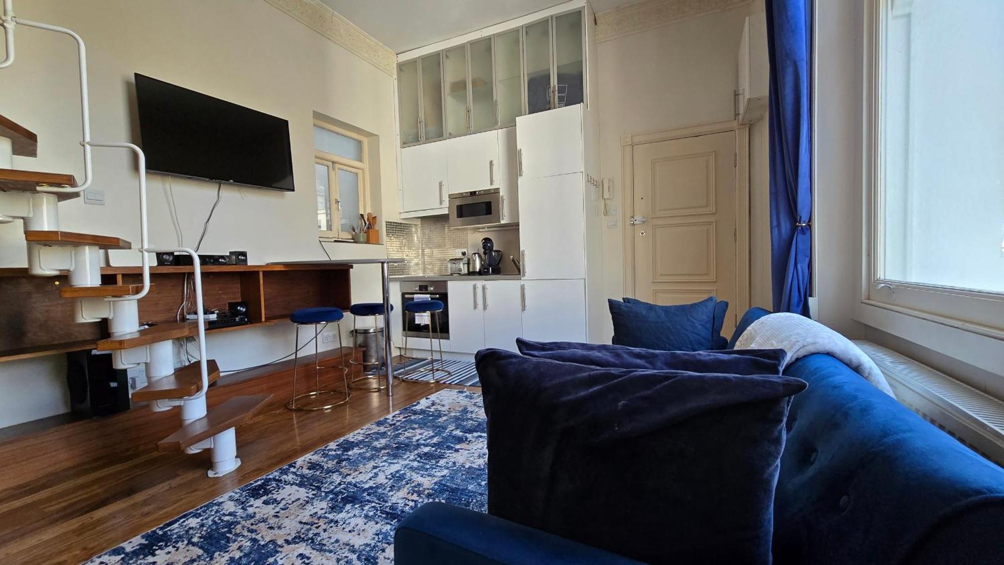 Notting Hill Lovely * London