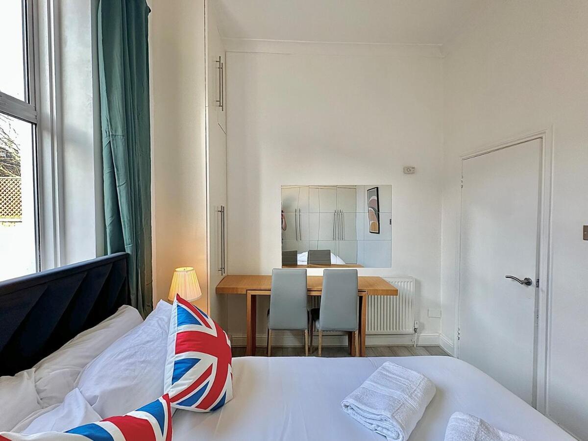 Bright Flat In Maida Hill Apartment