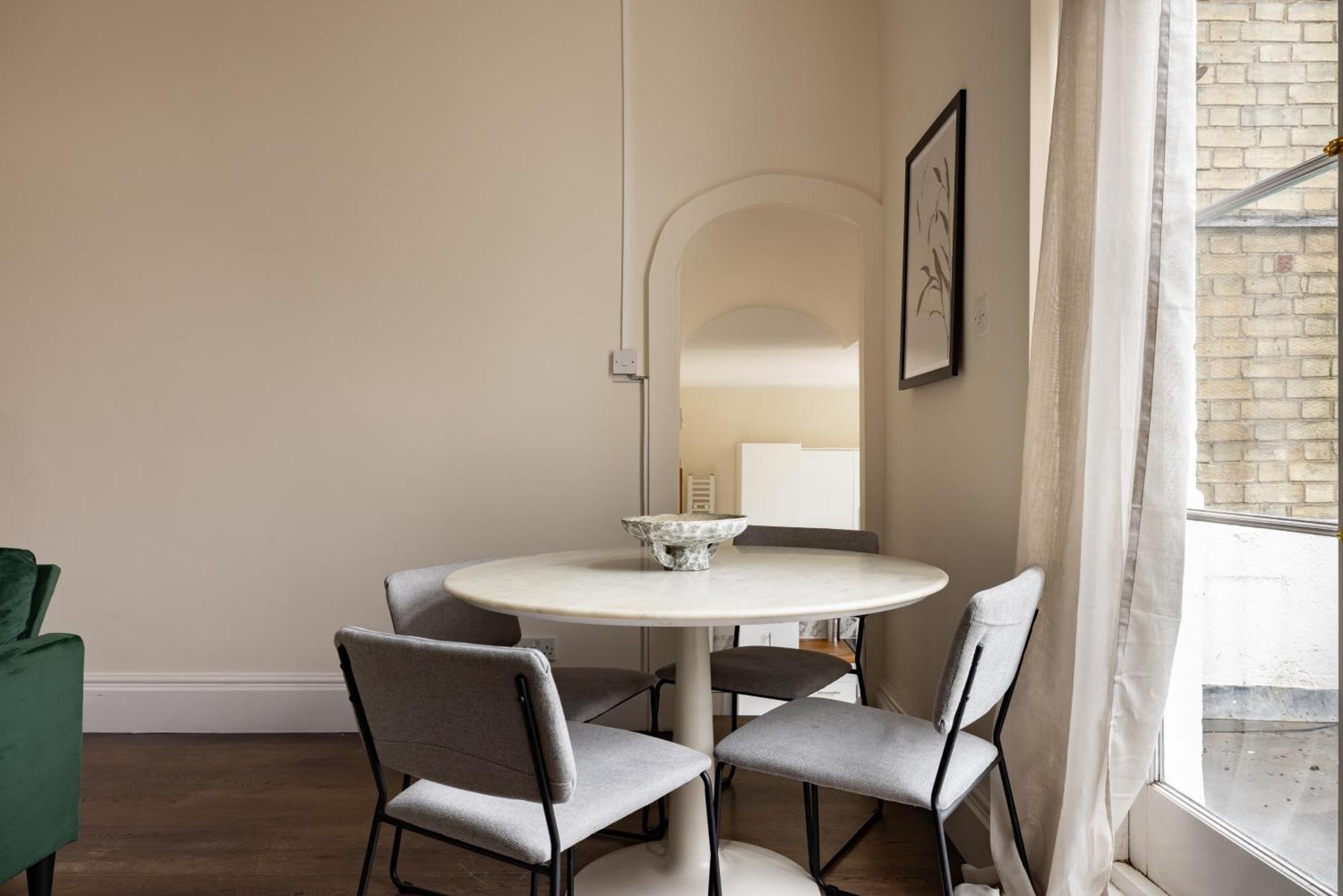 Apartment The Notting Hill Base - Charming 2bdr With Balcony