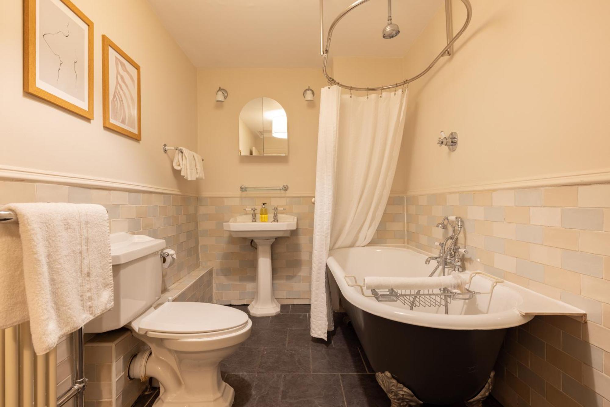 Apartment The Notting Hill Base - Charming 2bdr With Balcony London