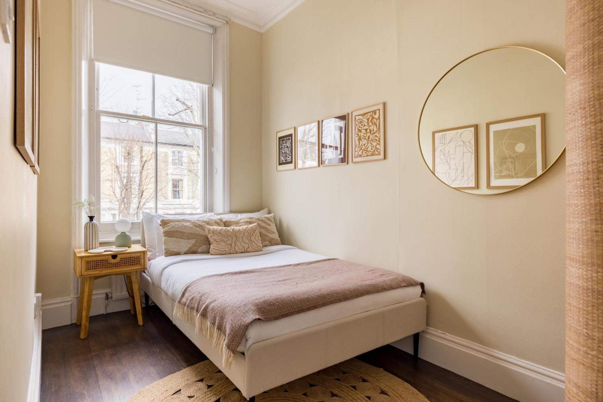 The Notting Hill Base - Charming 2bdr With Balcony *