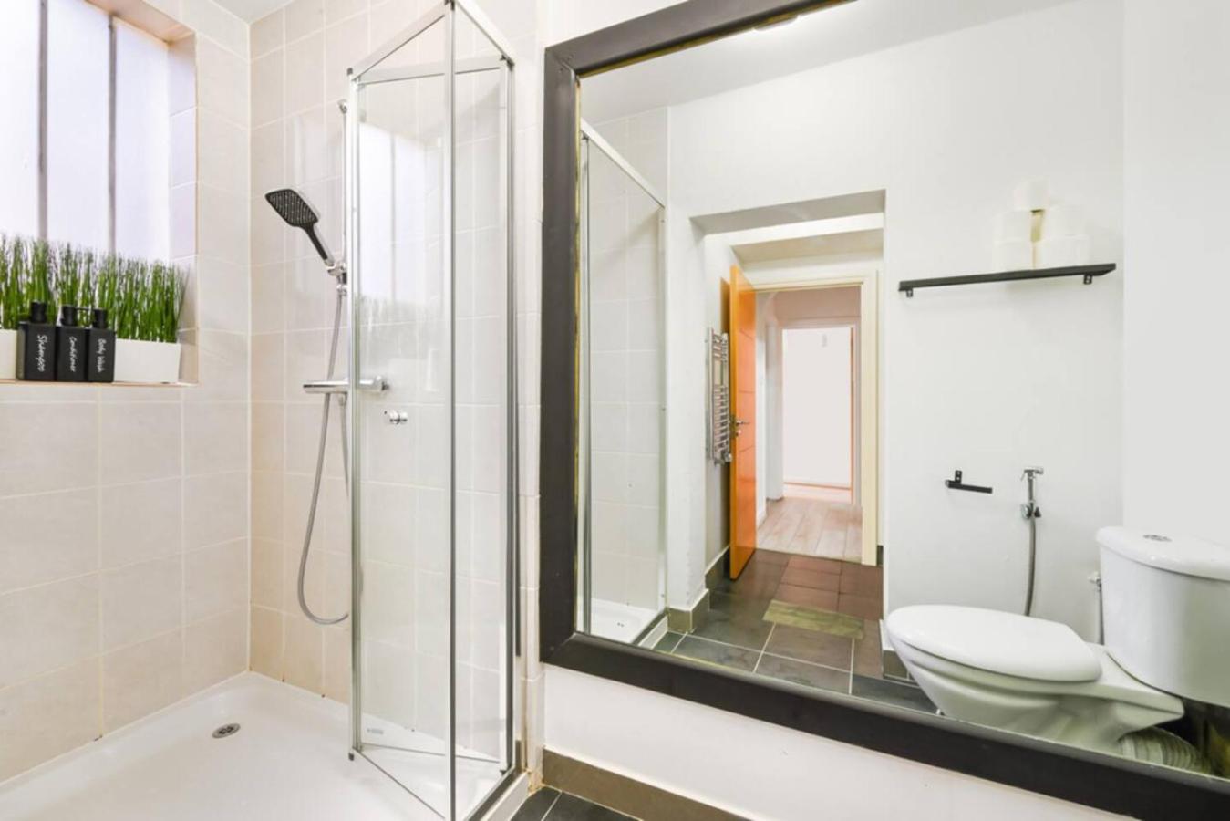 Сasa de vacaciones Charming 3br By Redcliffe Gdns