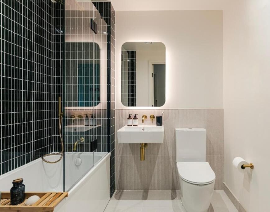 Apartment Luxury 1 Bed Riverside With Sky Lounge *