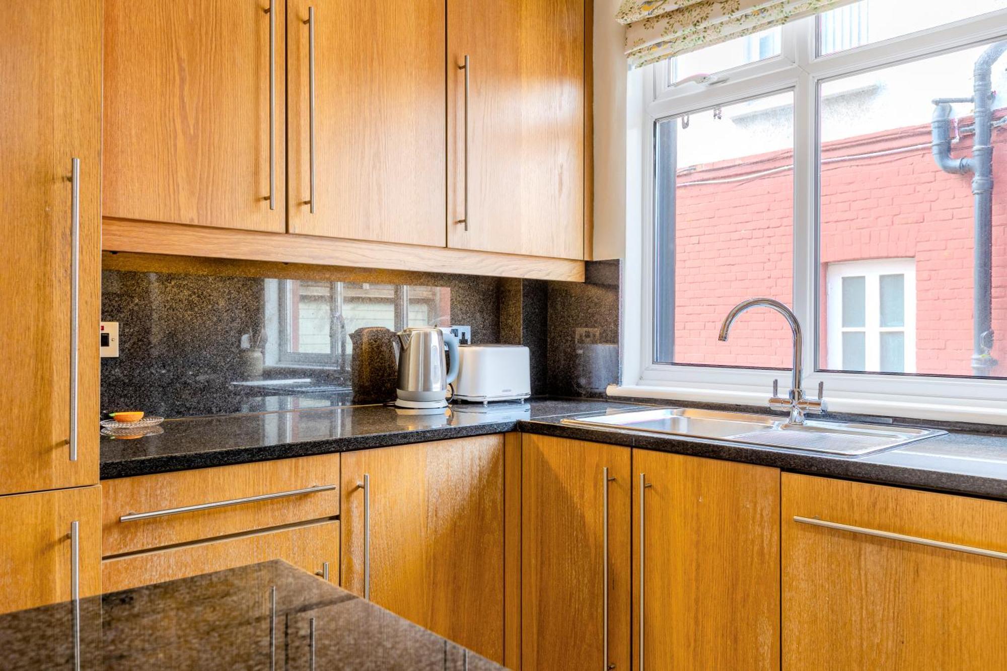 Elegant 1br With Garden Near Neasden Station London