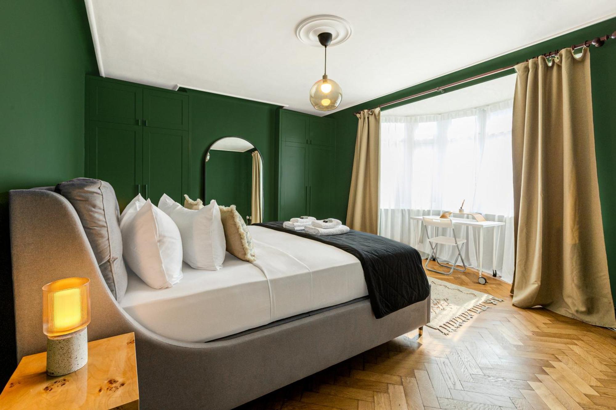 Elegant 1br With Garden Near Neasden Station London
