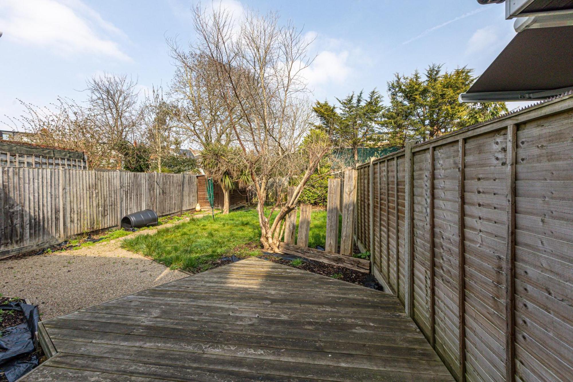 Elegant 1br With Garden Near Neasden Station Apartment London