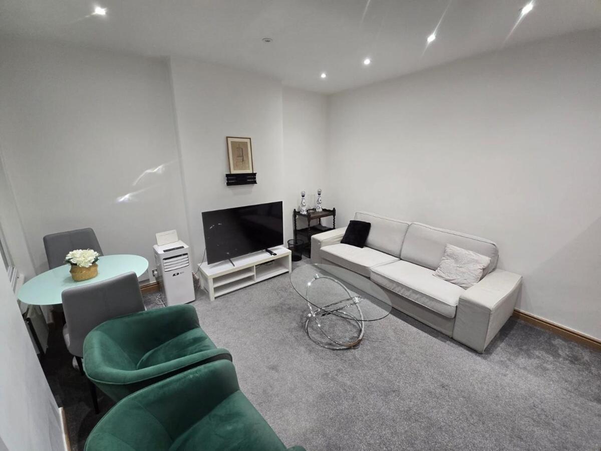 Estatesmen Mount Street Mayfair Flat Apartment *