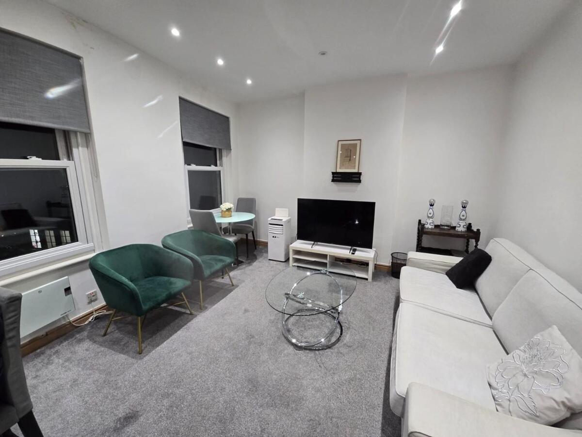 Estatesmen Mount Street Mayfair Flat London