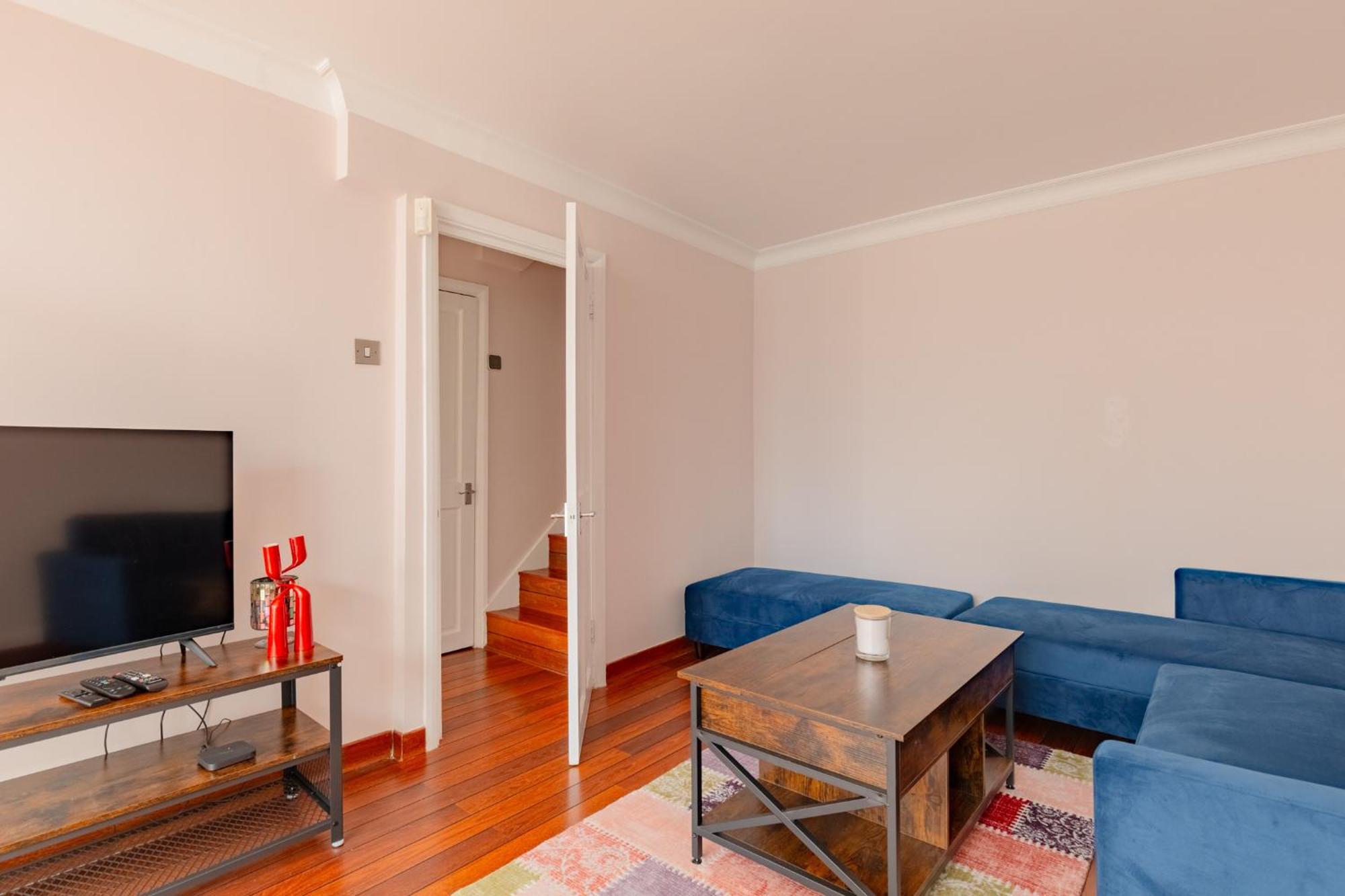 Spacious 2bd 4 Min To Canonbury Station Apartment