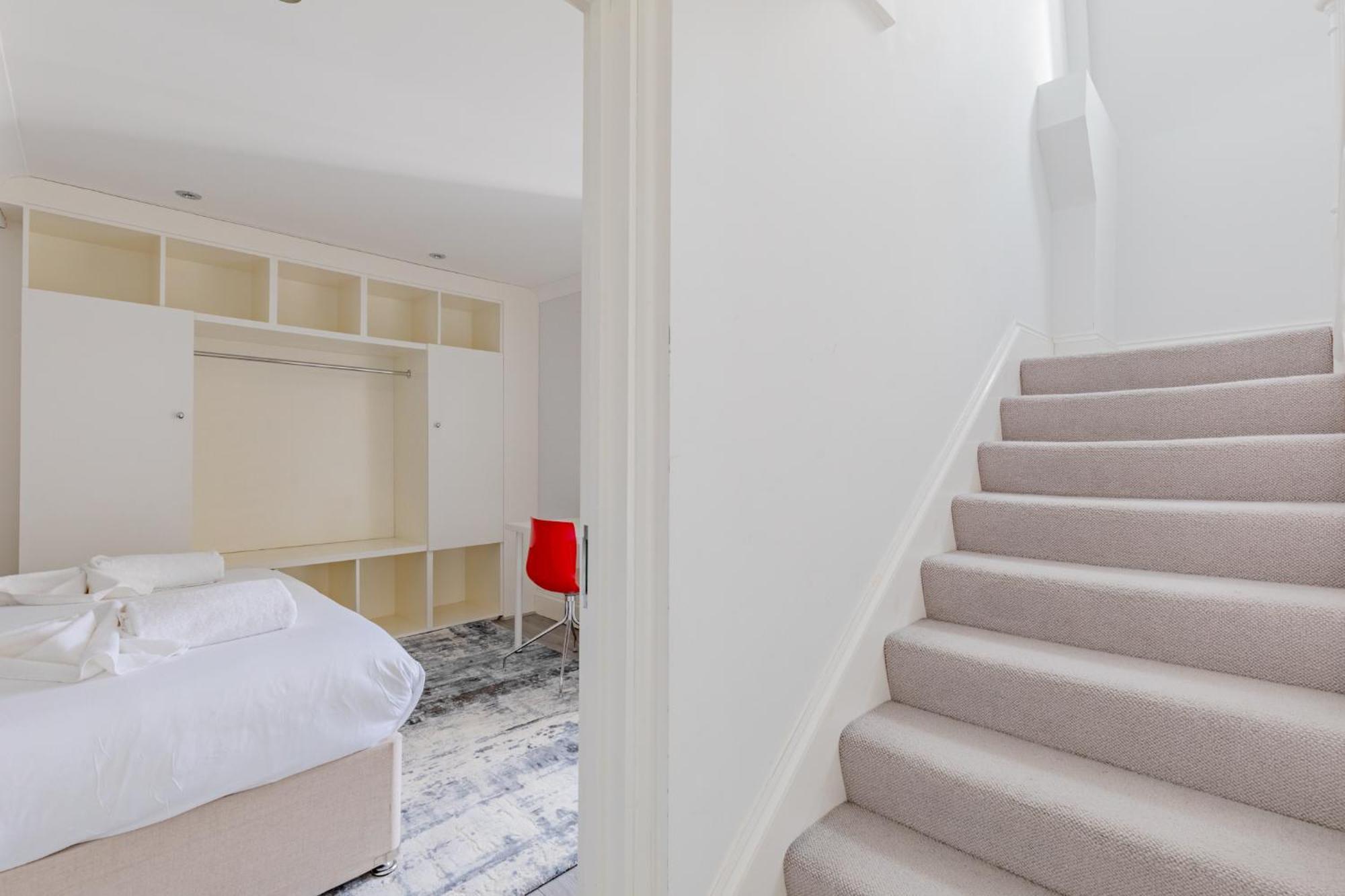 Stylish 2bd Flat In The Heart Of Kensington * Londen