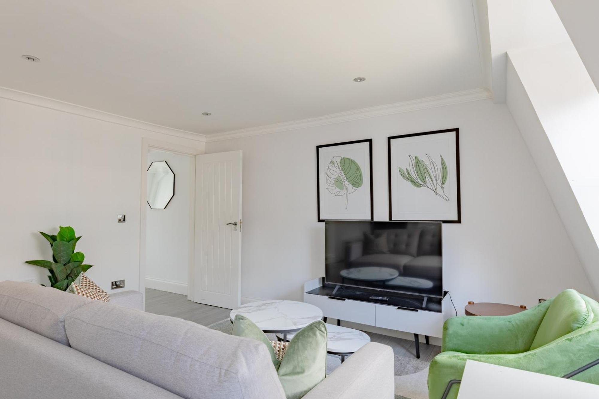 Stylish 2bd Flat In The Heart Of Kensington Appartement Londen