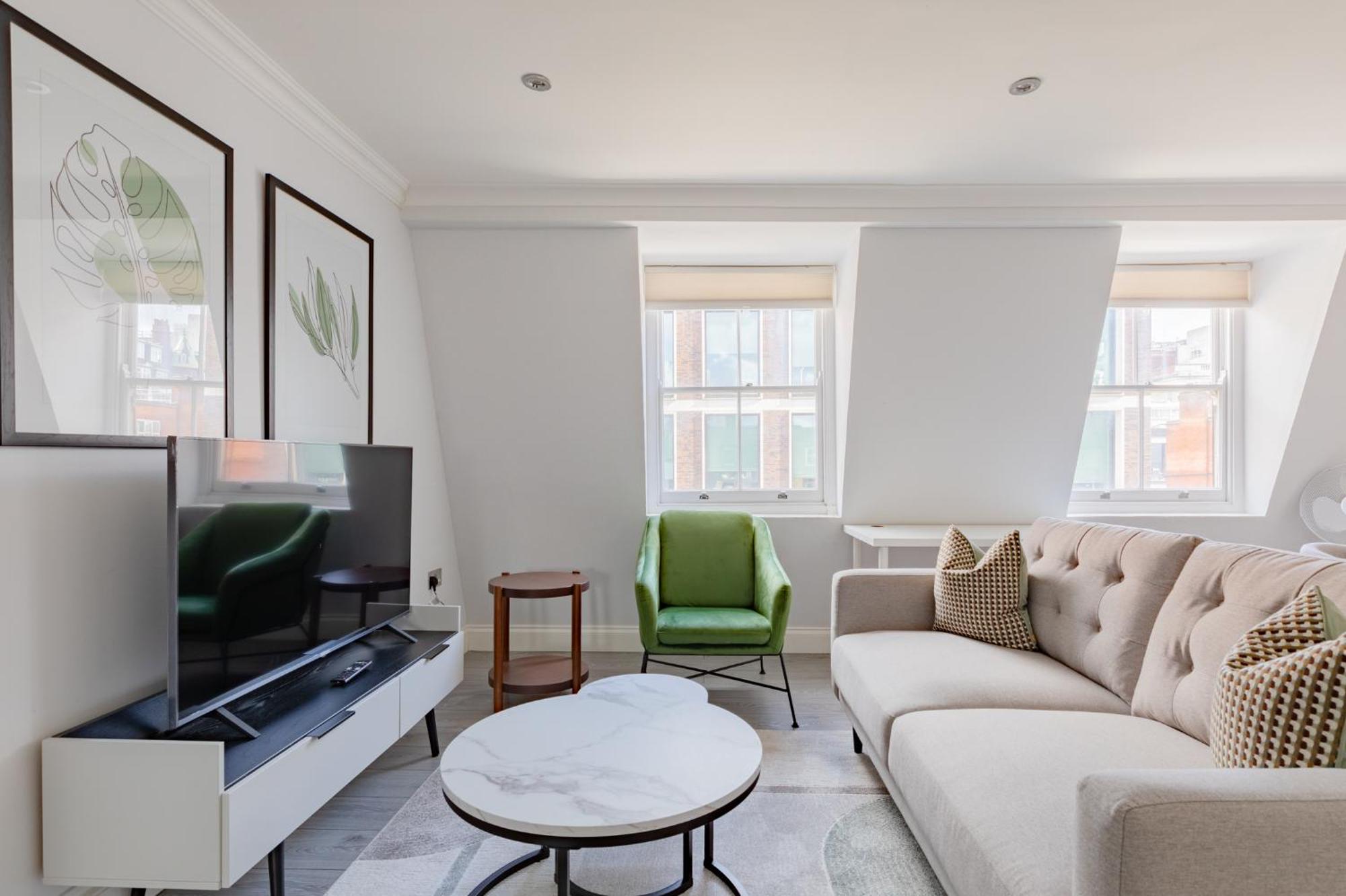 Stylish 2bd Flat In The Heart Of Kensington Londen