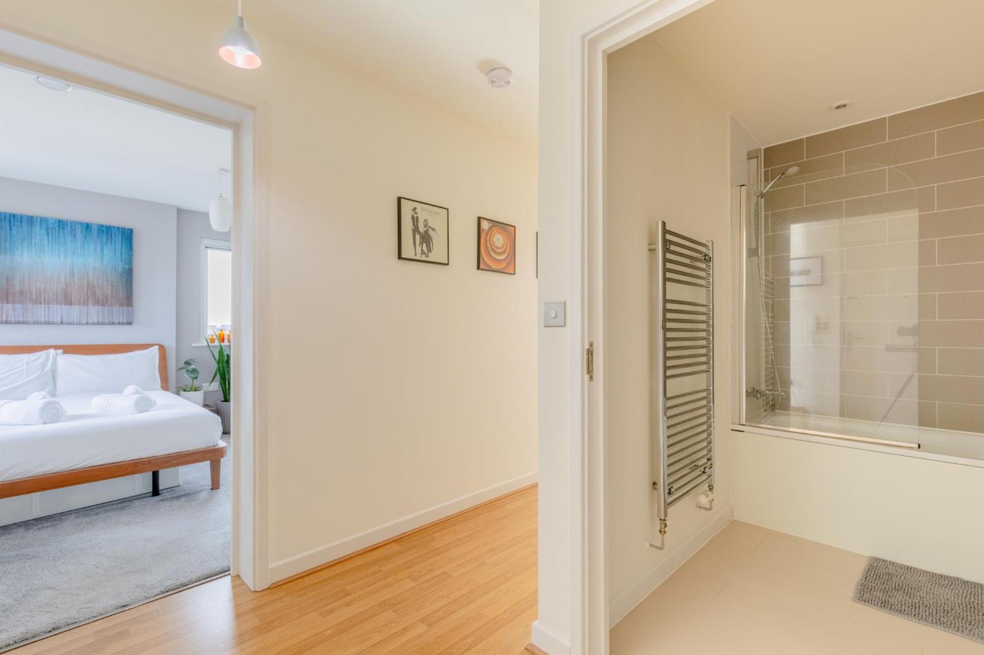 Sun Filled 2bd Flat With Views Mile End