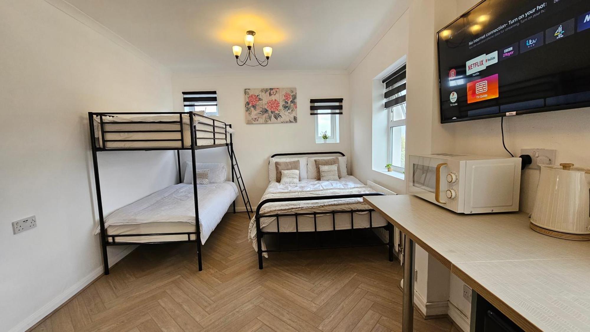Hotel Oyo New Dome 3*