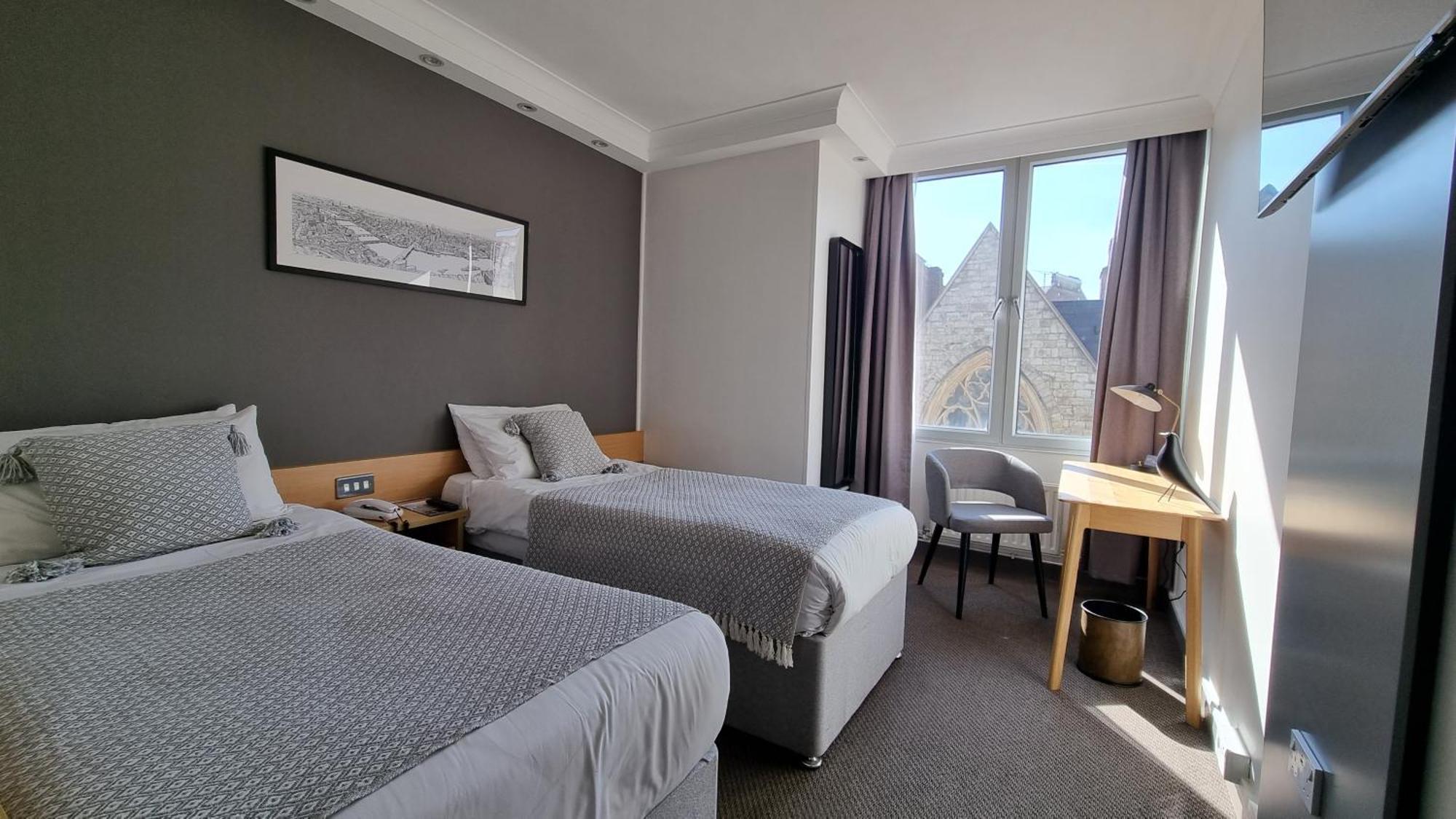 Lancaster Hall Hotel London