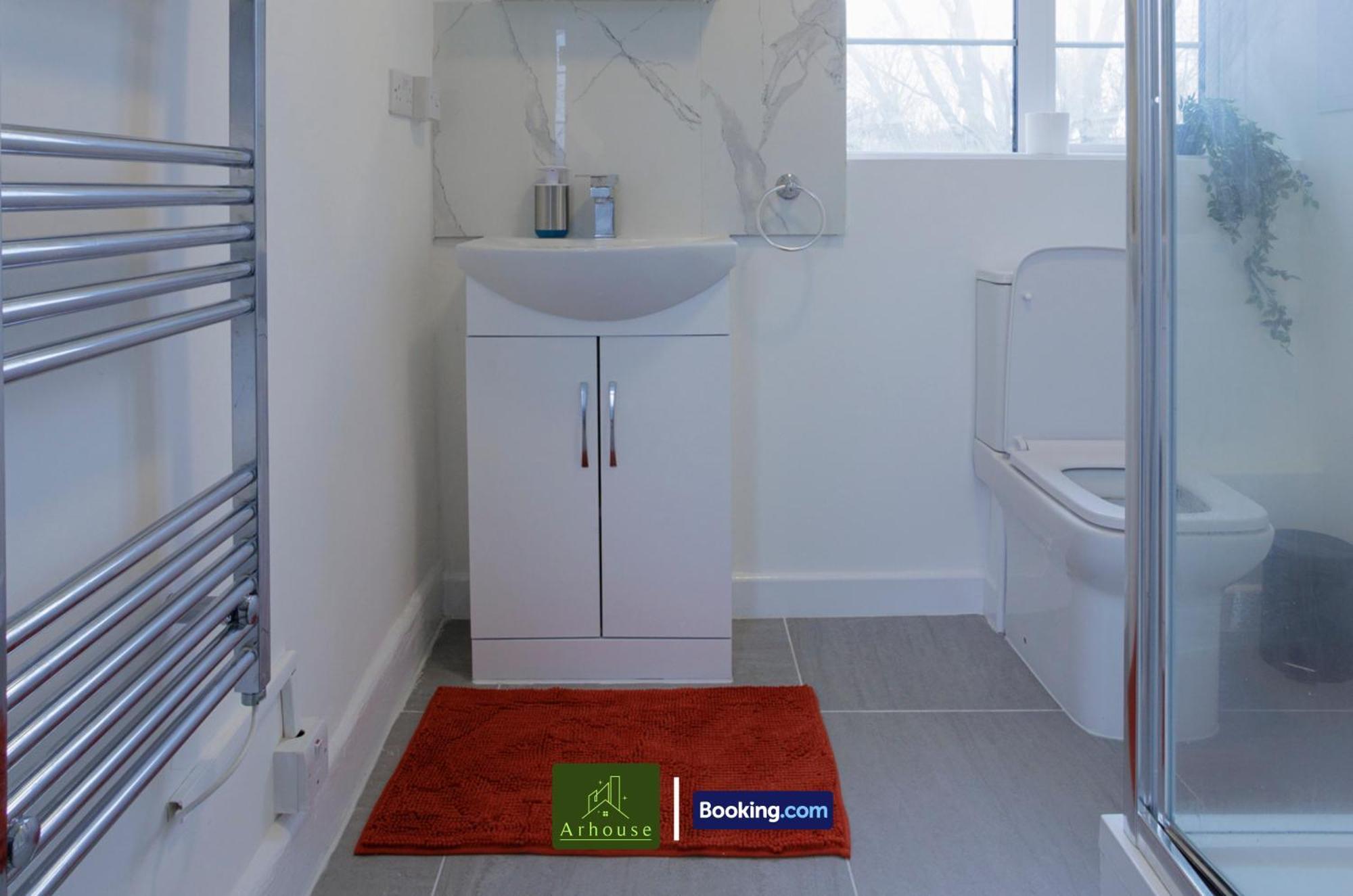 2 Bedroom By Arhouse Short Lets & Serviced Highbury With Free Wifi Apartment London