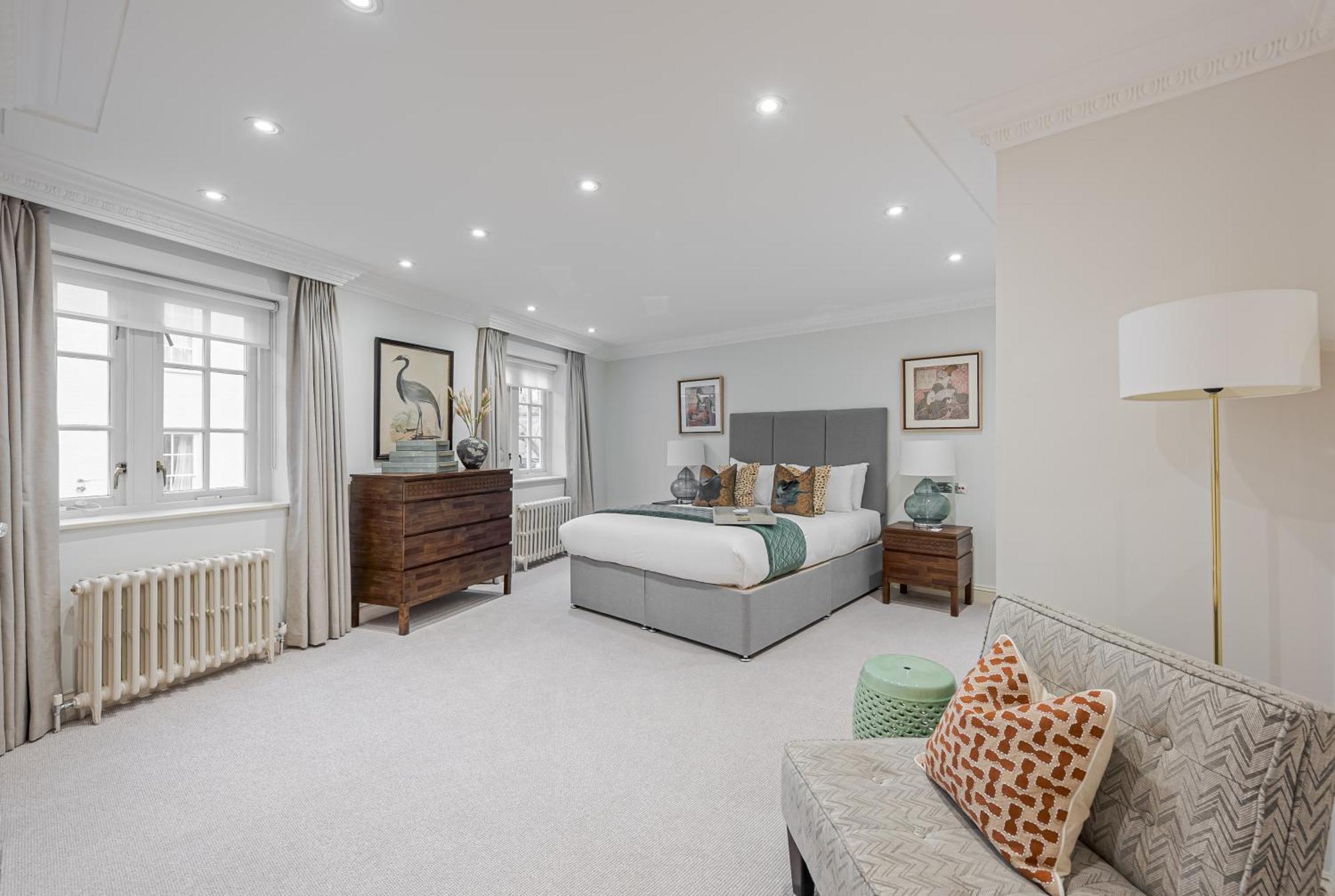 Appartement Modern 3 Bedroom Luxury House With Garage In Londen
