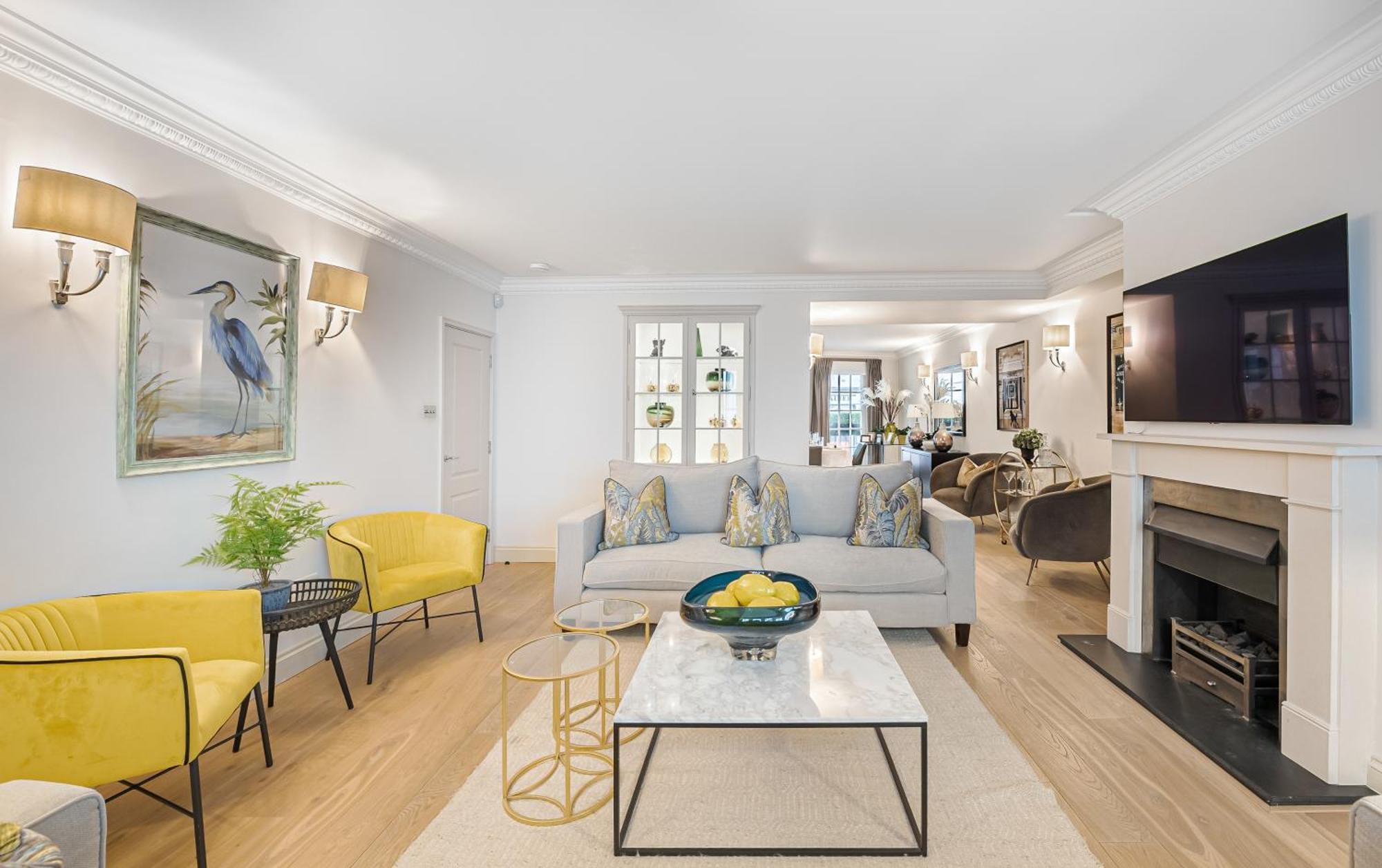 Modern 3 Bedroom Luxury House With Garage In * London