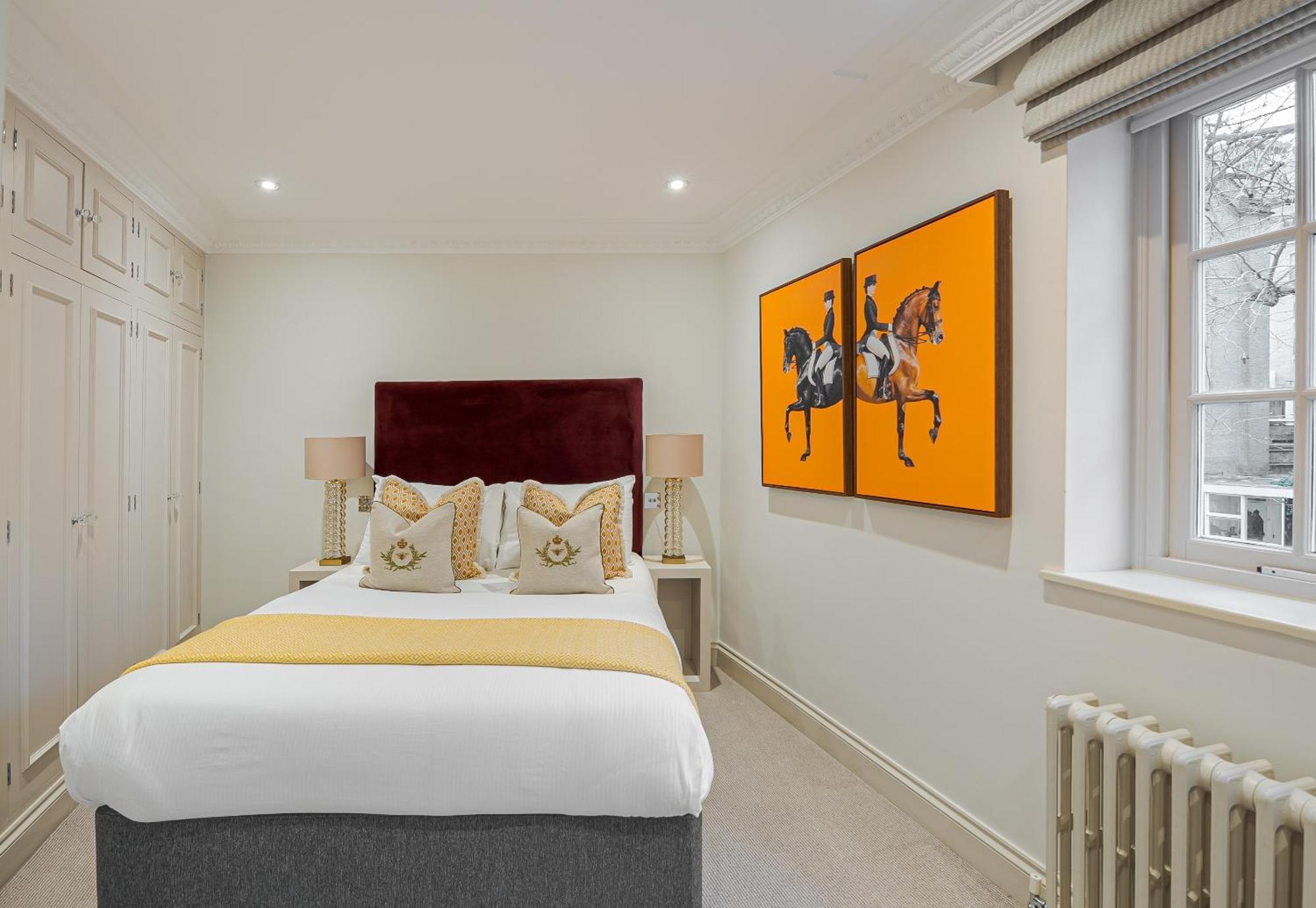 Modern 3 Bedroom Luxury House With Garage In Appartement *