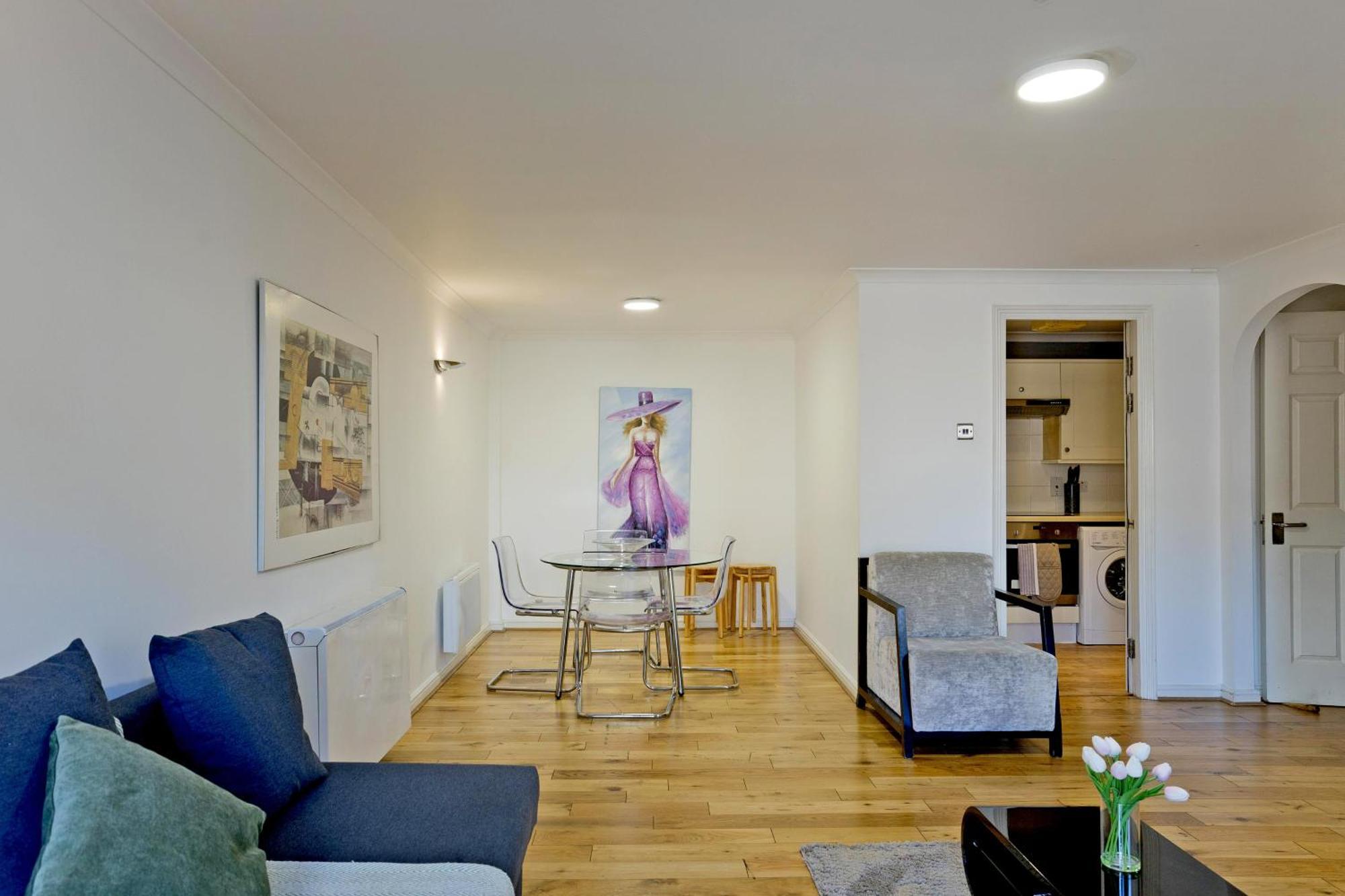 Imperial Meridian Place Apartment *