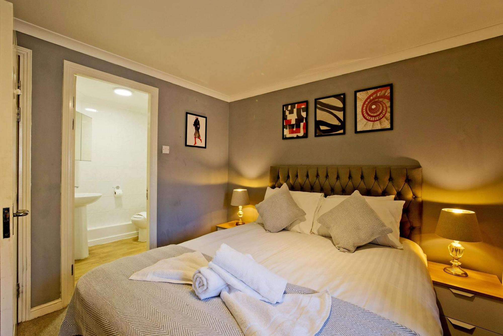 Apartment Imperial Meridian Place London