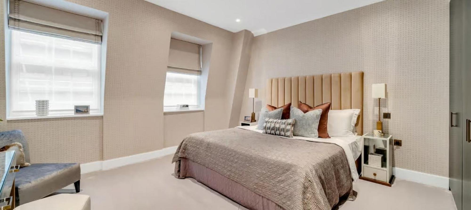 Apartment 4 Bedrooms Of Comfort And Style In *