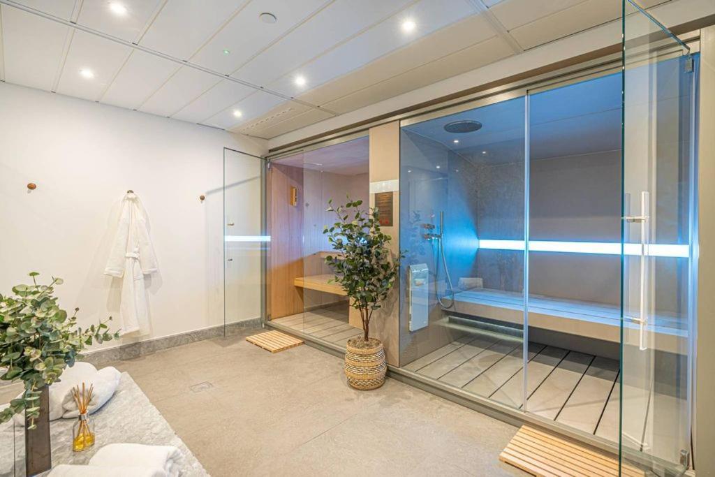 Apartment 4 Bedrooms Of Comfort And Style In