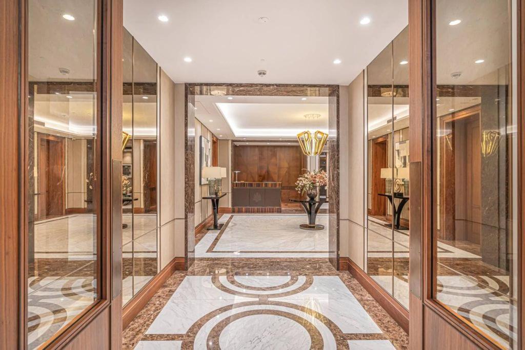 4 Bedrooms Of Comfort And Style In * London