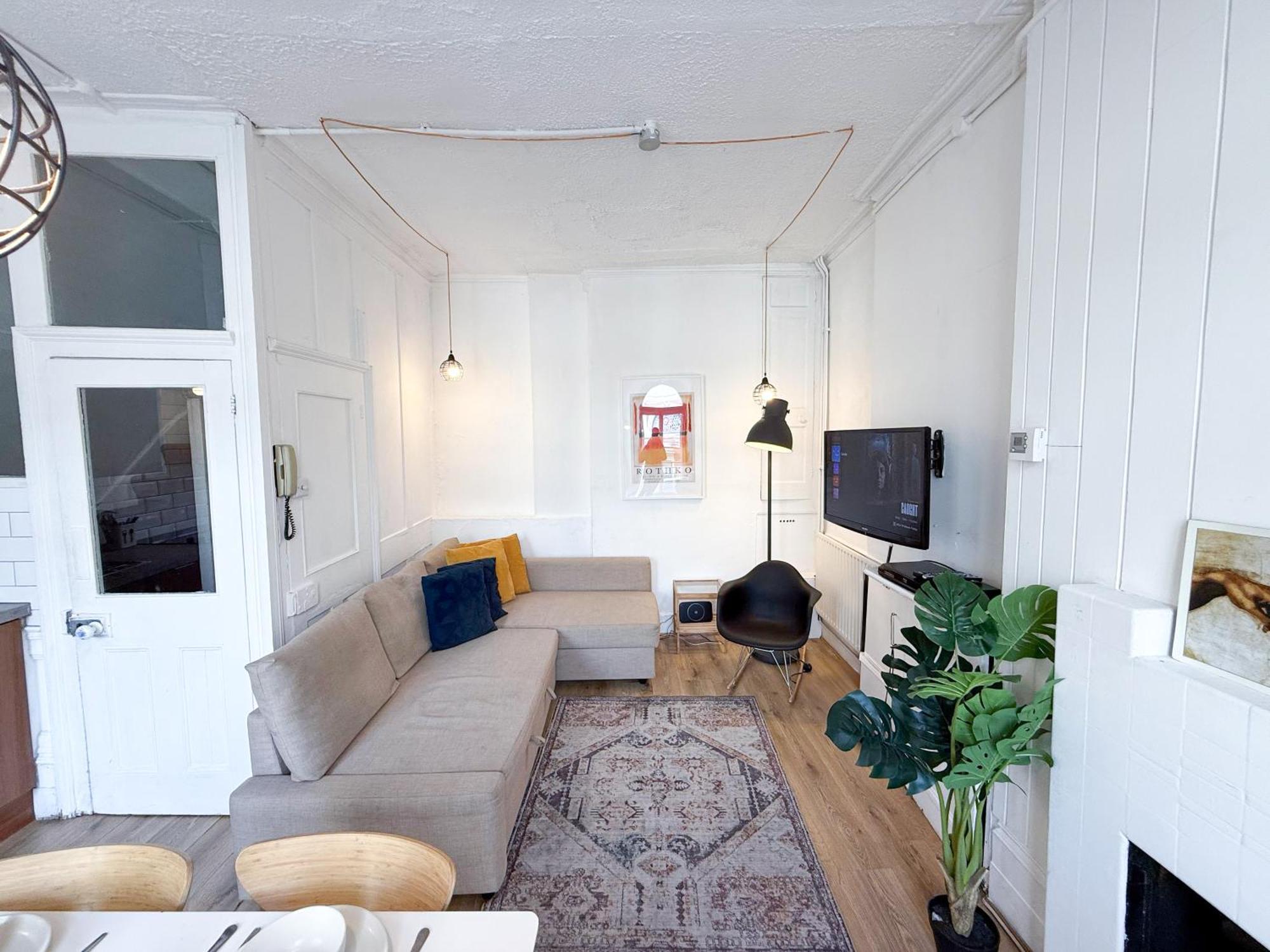 Chic 2-bedroom Flat In Farringdon Barbican Centre Londen