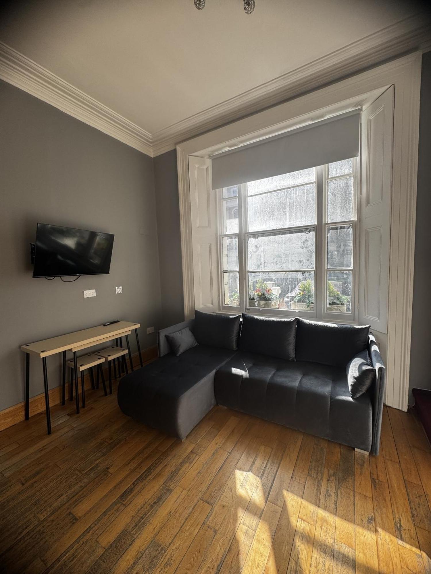 Inverness Terrace Bed & Breakfast *